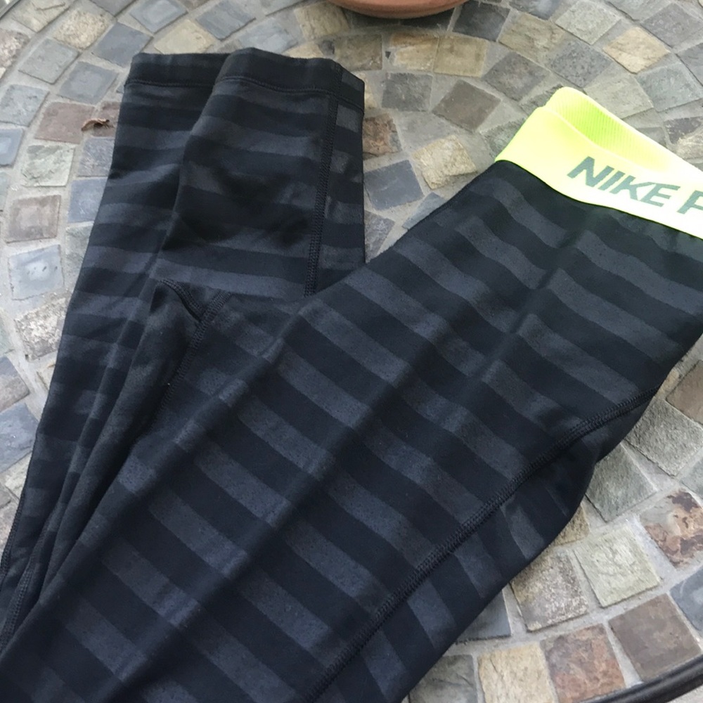 Nike Pro hyperwarm leggings!